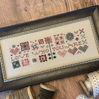 Cross Stitch Kit! 2025 Collector's Heart Cross Stitch Kit (INCLUDES FABRIC)