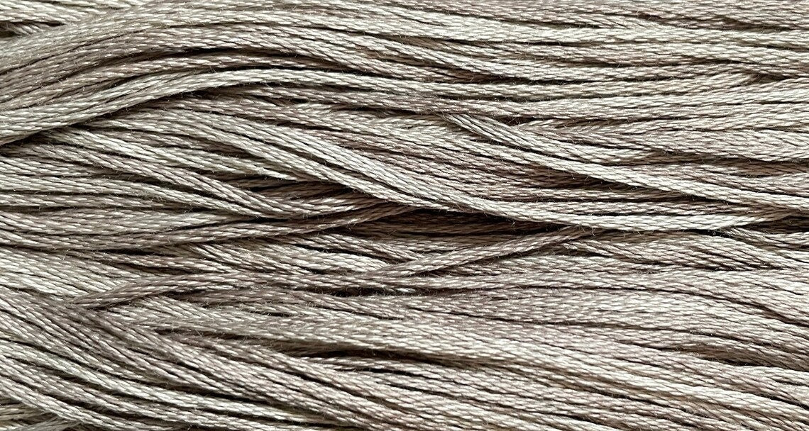 Chia #1300a - Weeks Dye Works Cotton Floss