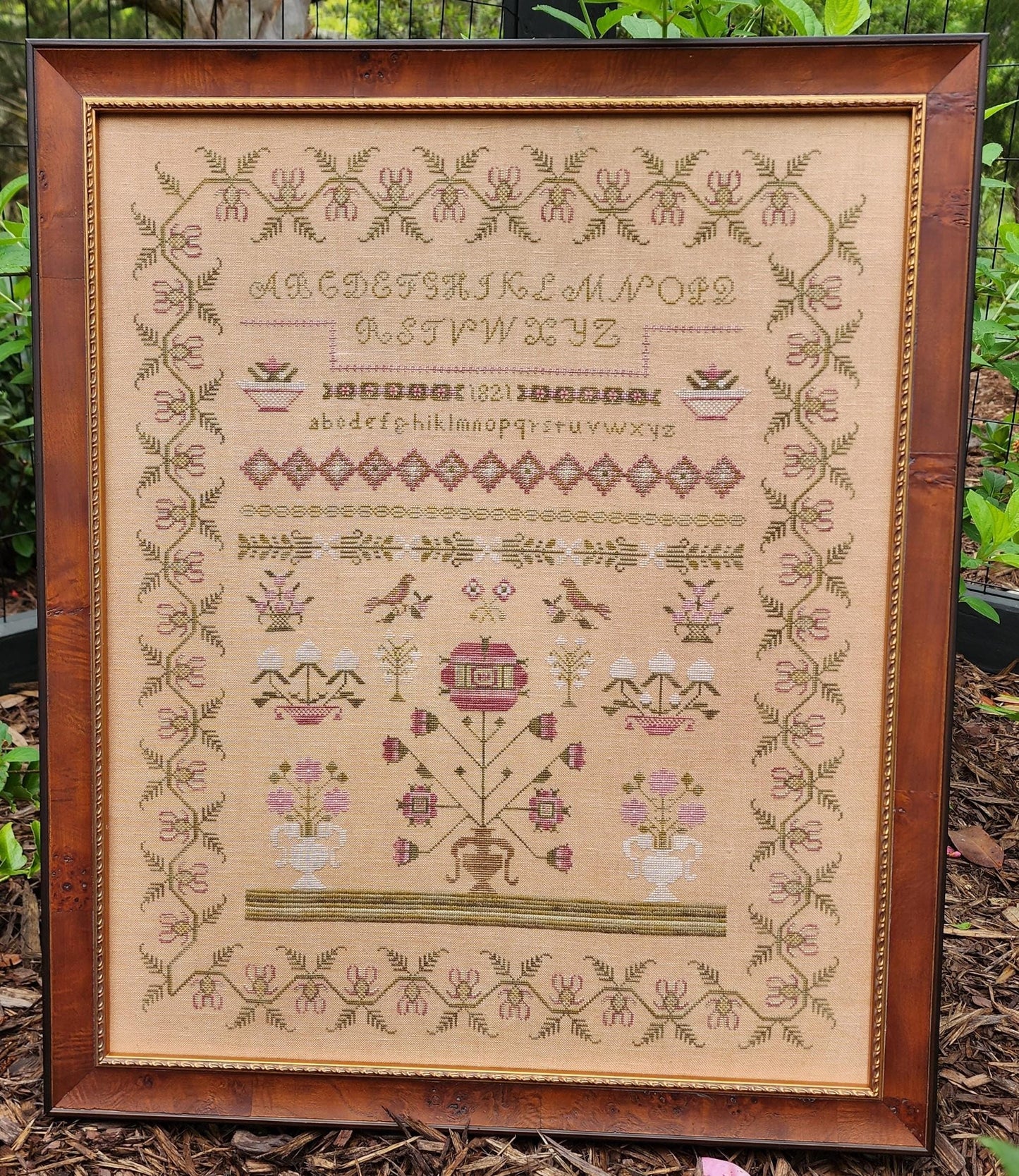 Lenten Rose by Samplers Not Forgotten - Cross Stitch Paper Pattern