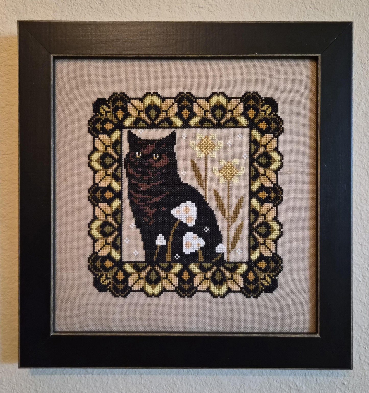 Chonky Forest Kitty - Cross Stitch Paper Pattern