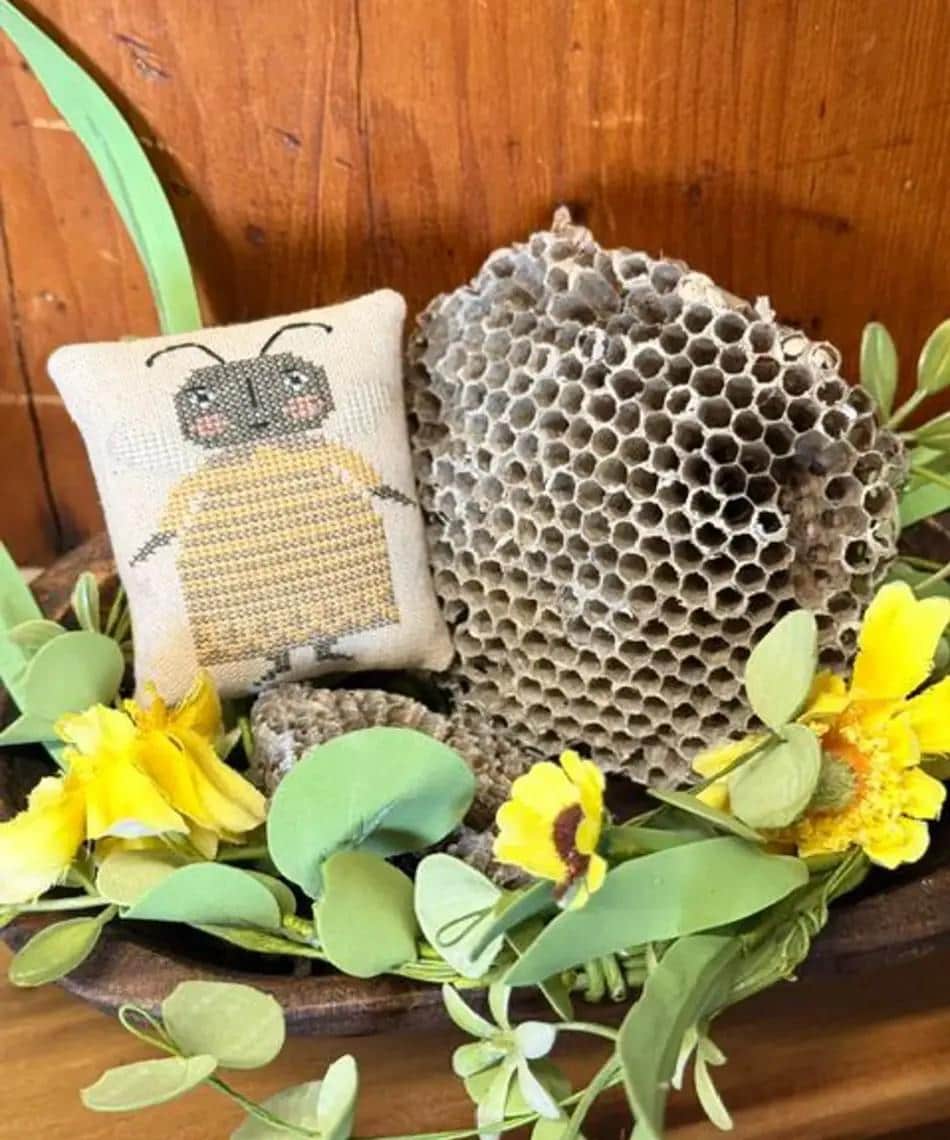 Bit Oh Honey - Cross Stitch Paper Pattern