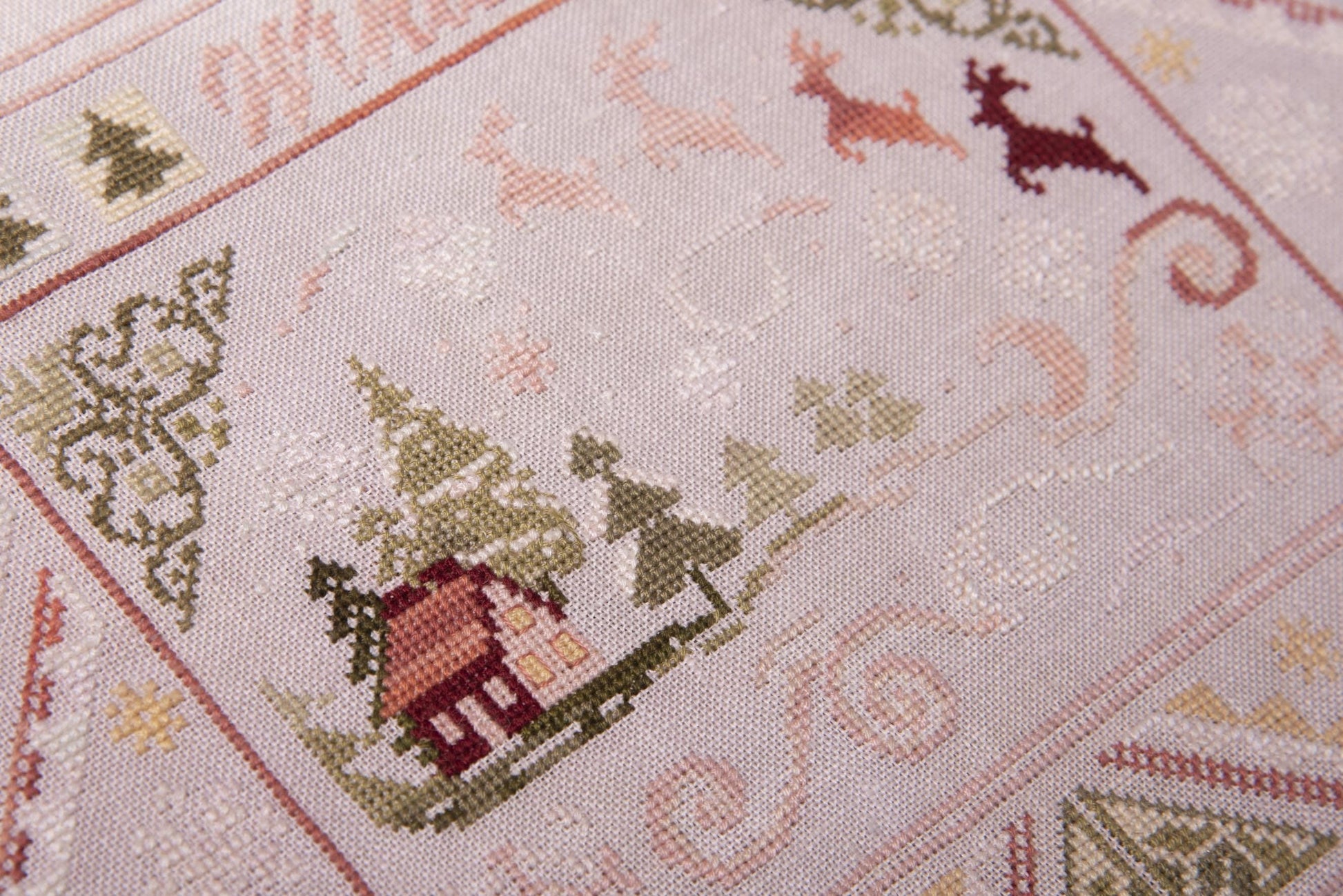 Winter Wind by Samplers and Primitives - Cross Stitch Paper Pattern