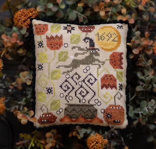 Salem Mini Moon by Plum Street Samplers - Cross Stitch Paper Pattern