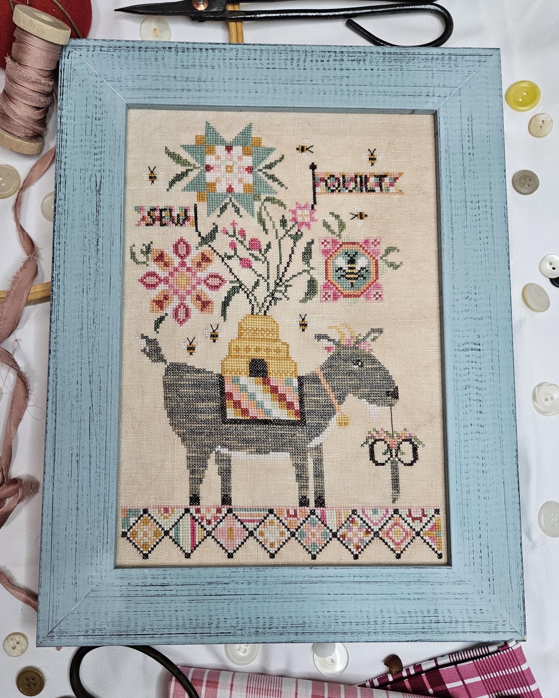 Quilting Nanny by Quaint Rose Needlearts - Cross Stitch Paper Pattern