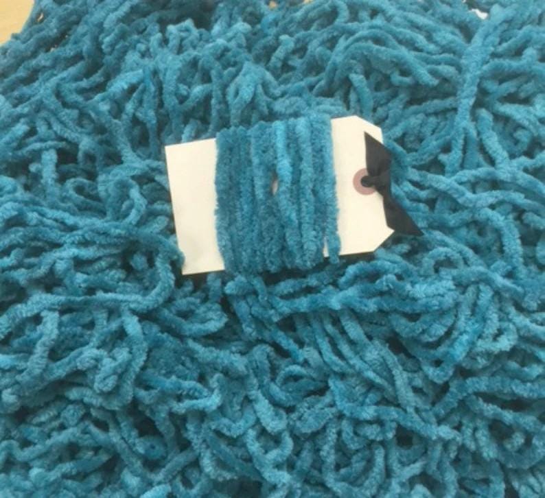 Caribe Chenille Trim (3 yards)